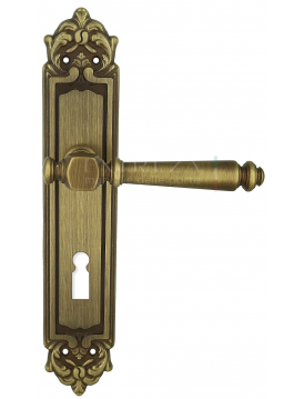Дверная ручка Extreza "VERONIKA" (Вера) 327 на планке PL02 KEY матовая бронза F03