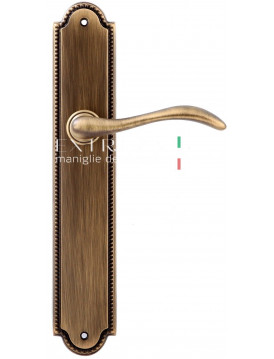 Дверная ручка Extreza "AGATA" (Агата) 310 на планке PL03 матовая бронза F03