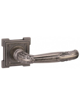 Дверная ручка на квадратной розетке ADDEN BAU Flamingo VQ204 Aged silver состаренное серебро